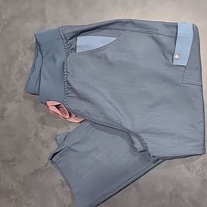 FIGS Small Petite Bottom and Small Top Scrub Set